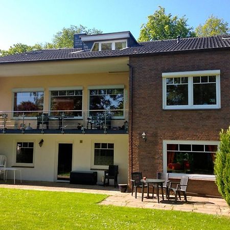 Gaestehaus Strandkonsulat Scharbeutz Exterior photo